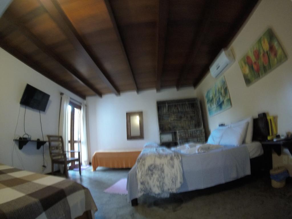 Quarto Triplo Clássico